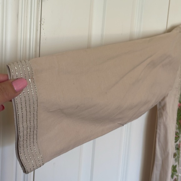 Khaadi pret Pakistani Indian kurta with embroidery. - Picture 6 of 8